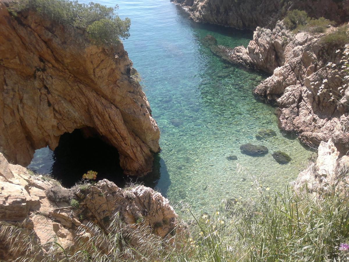 Hotel Ancora Palamos Bagian luar foto