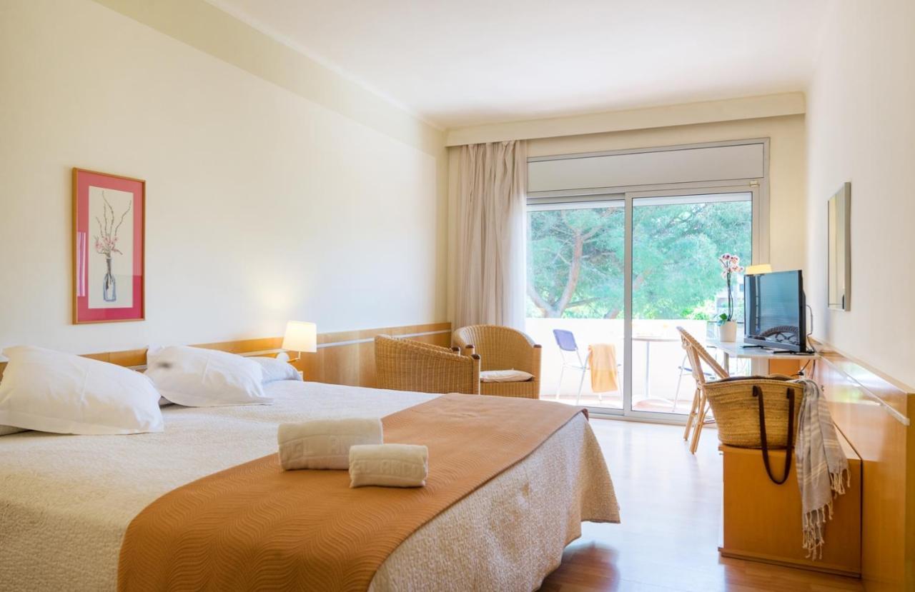 Hotel Ancora Palamos Bagian luar foto